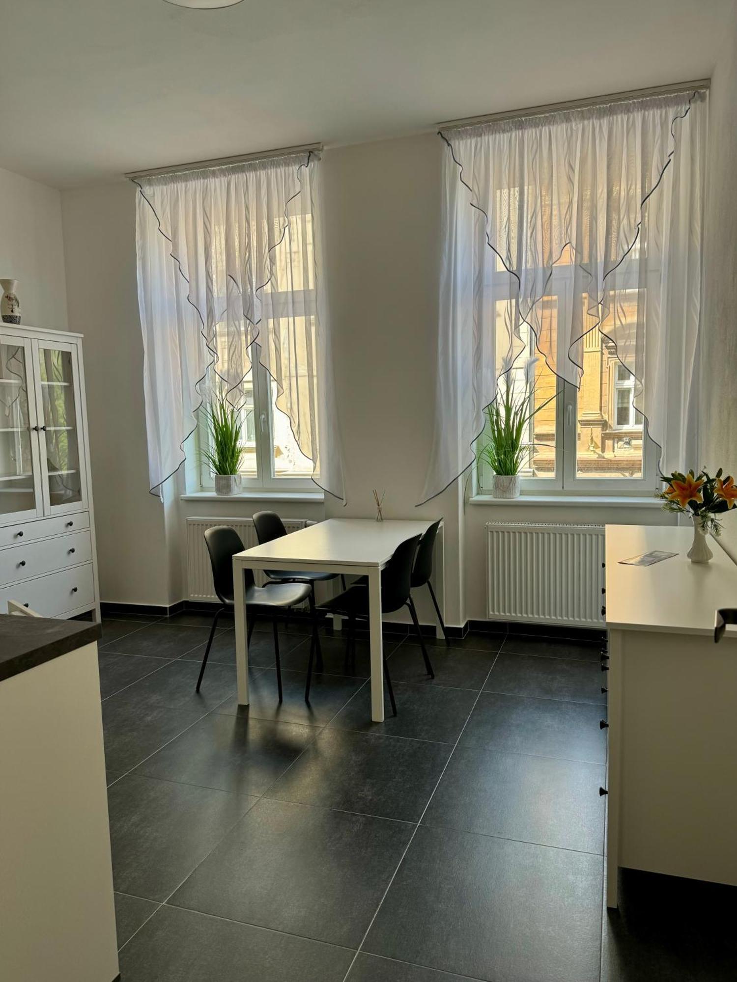 Top Class Apartments In Carlsbad Bulharska Street Karlsbad Exterior foto